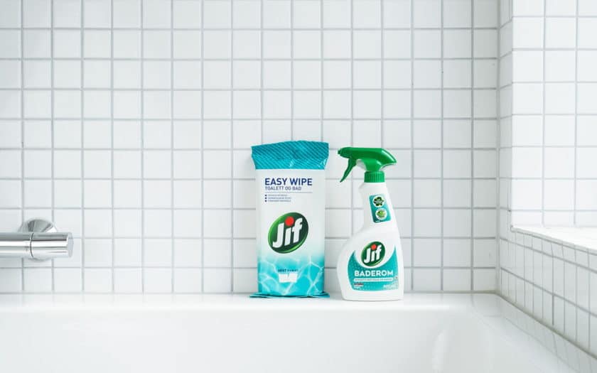 Jif Baderom Spray og Easy Wipe: fjerne kalkflekker.